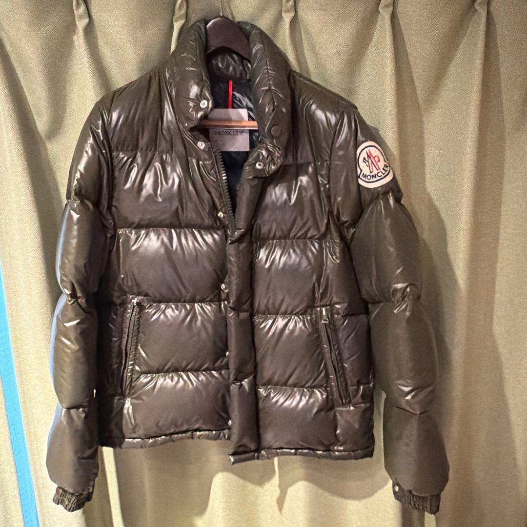 MONCLER Everest Olive Down Jacket Embroidered Logo Insulated Lightweight