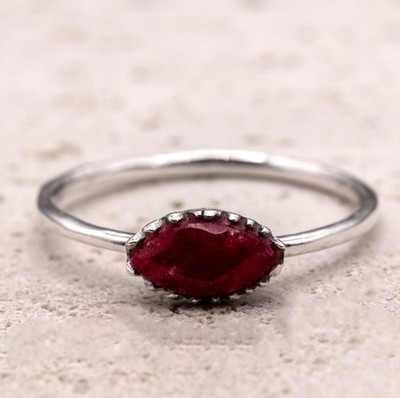 925 Sterlingsilber Marquise simulierter roter Rubin Ring Damen Südwesten Boho Geschenk