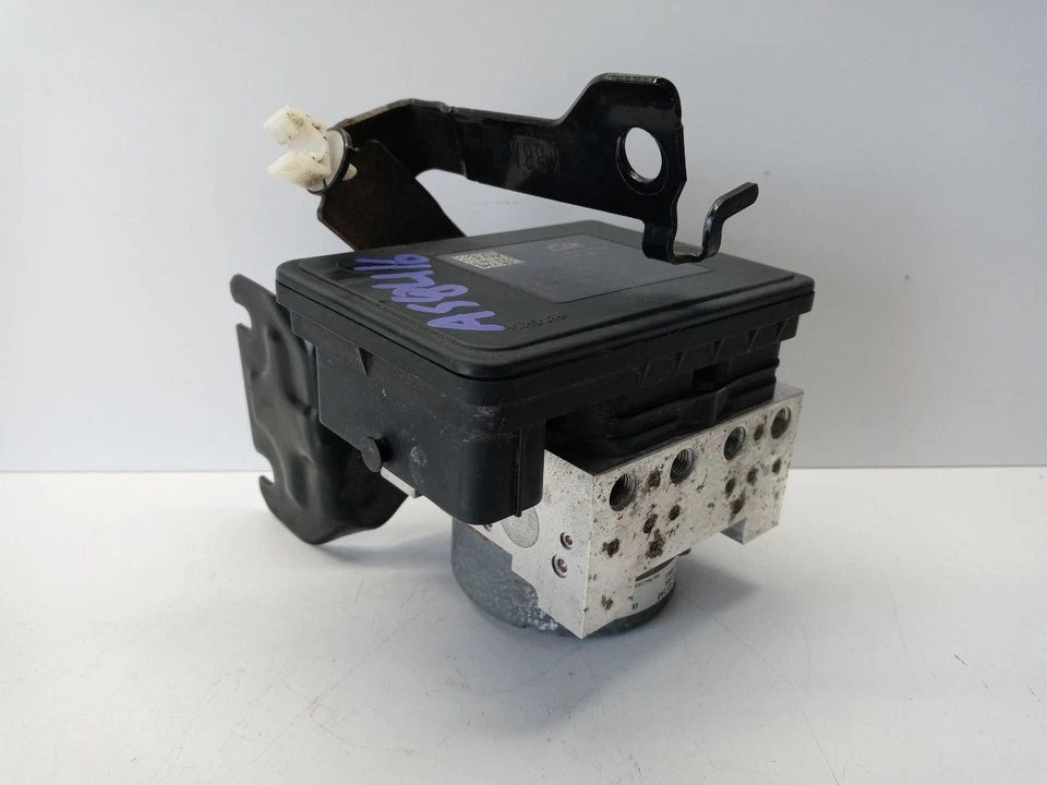 2019 Mazda CX-9 OEM ABS Pump anti lock brake pump id KN3L437A0 fits 2019 - Image 2 of 4