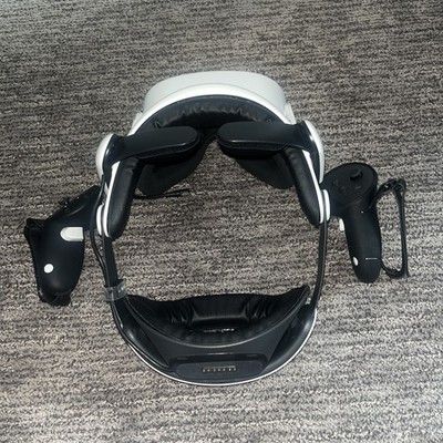 Oculus Quest Three Controller Straps, Head Strap ￼￼