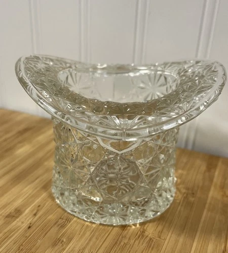 Clear Glass Daisy And Button Top Hat Can Hold A Variety Of Items