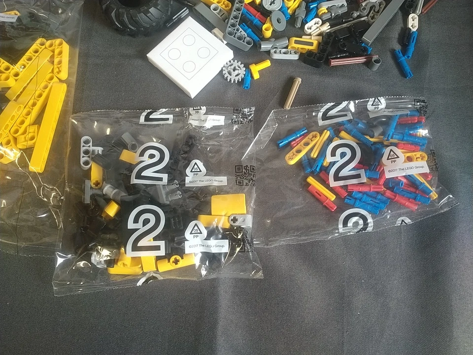 LEGO Technic 42122 Jeep Wrangler, photo 2 sur 5
