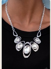 Paparazzi Hypnotic Twinkle White Necklace
