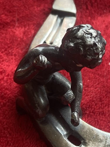 Vintage Horseshoe Cowboy Horseshoe Metal Art Sculpture 2 Cherubs Or Boys - Picture 2 of 6