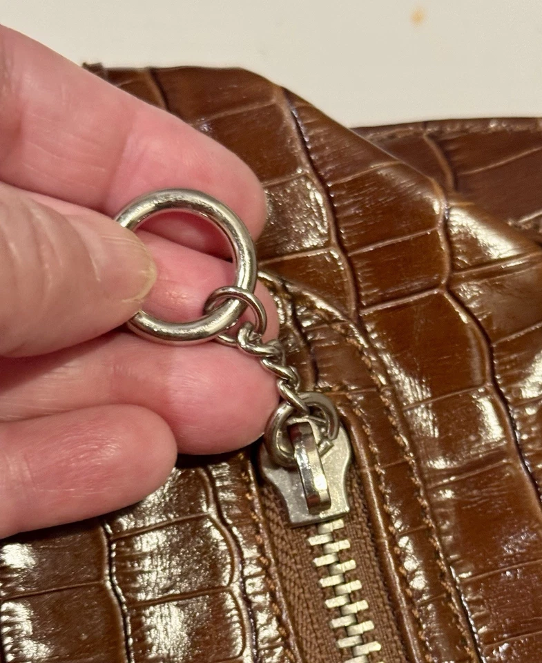 Bolso sin asas MAXX NEW YORK para mujer de colección de cuero de cocodrilo marrón Foto 4 de 4