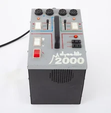 Dyna-lite M 2000 Power Pack Dynalite M2000 TESTED!! WORKING!!