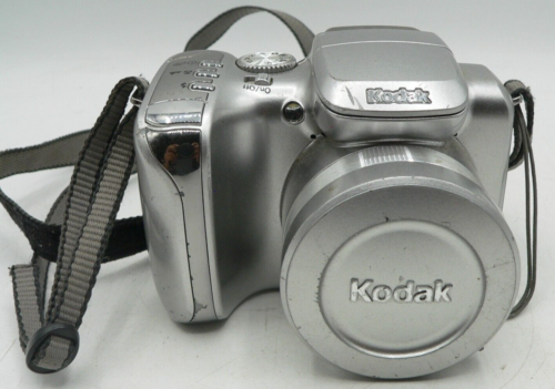 Kodak EasyShare Z612 6.1MP Digital Camera - Silver - Works Great