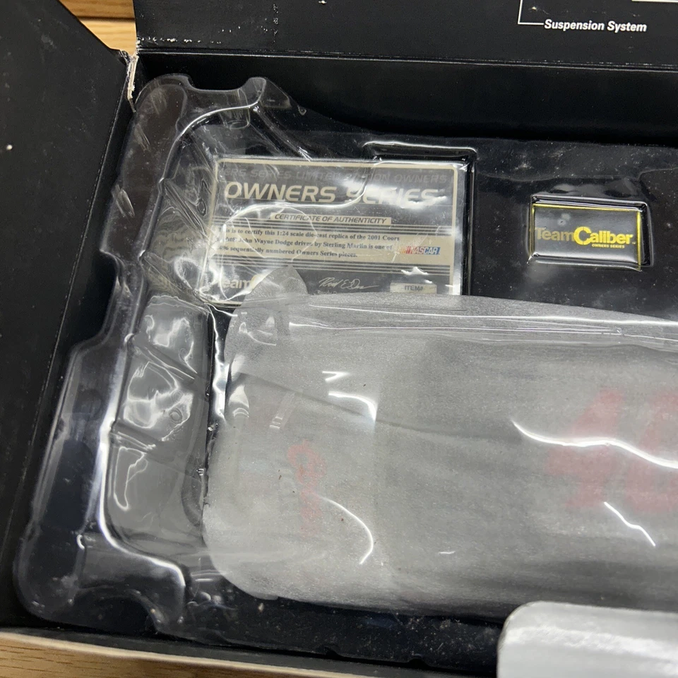 STERLING /JOHN WAYNE 2001 1 Of 2496 Owners#40 Sterling Marlin 1:24 DODGE - Image 4 of 4