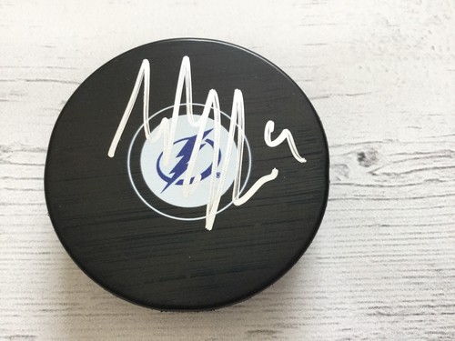Tyler Johnson Signed Tampa Bay Lightning Hockey Puck Beckett BAS COA b - Picture 3 of 4