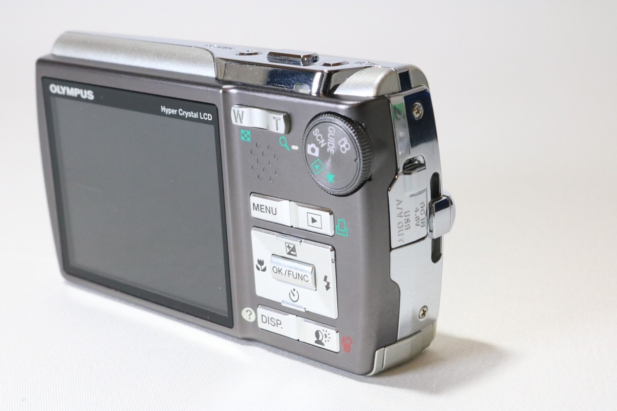 OLYMPUS μ830 Near MINT] Olympus μ830 silver 8.0 MP Digital Camera w/box
