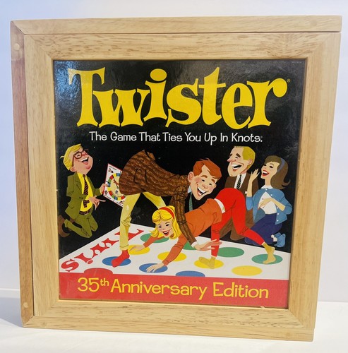 2001 Twister 35th Anniversary Edition Holzkiste Hasbro Nostalgie Serie - Bild 1 von 7
