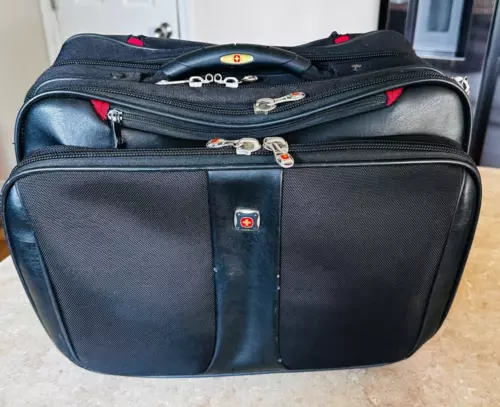 Swiss Gear Rolling Briefcase Laptop Black Carry On Suitcase Luggage