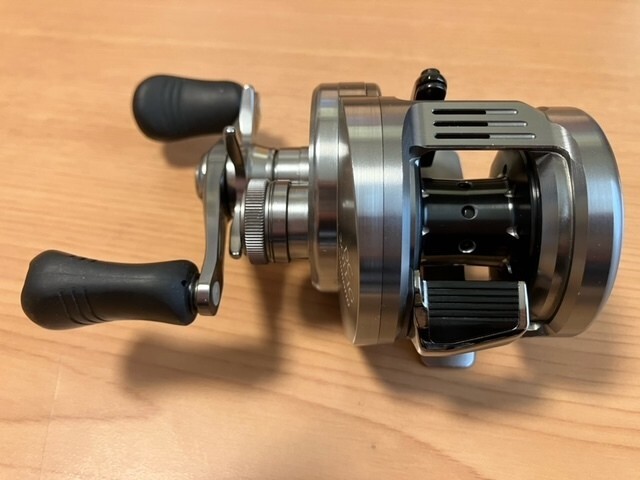 Shimano 20 Calcutta Conquest DC 201 HG Bait Reel | eBay Shimano 20 Calcutta Conquest DC 201 HG Bait Reel | eBay
