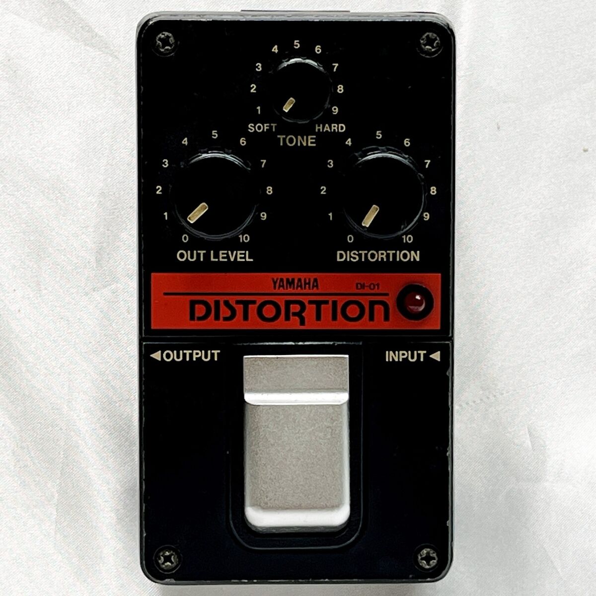 YAMAHA DI-01 Distortion W/Box 1980s Vintage Guitar Pedal YAMAHA DI-01 Distortion W/Box 1980s Vintage Guitar Pedal