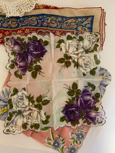 Vintage Embroidered Printed Ladies Handkerchiefs Lace Hanky Hankie Floral Ect. - Picture 13 of 14