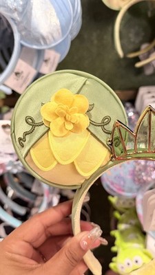 NWT 2026 Disneyland Resort Tiana Green Ears | eBay display picture 3