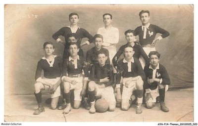 AYNP14-1206-SPORT - Football - Sports Rooster - Team - Sold in Condition - CART