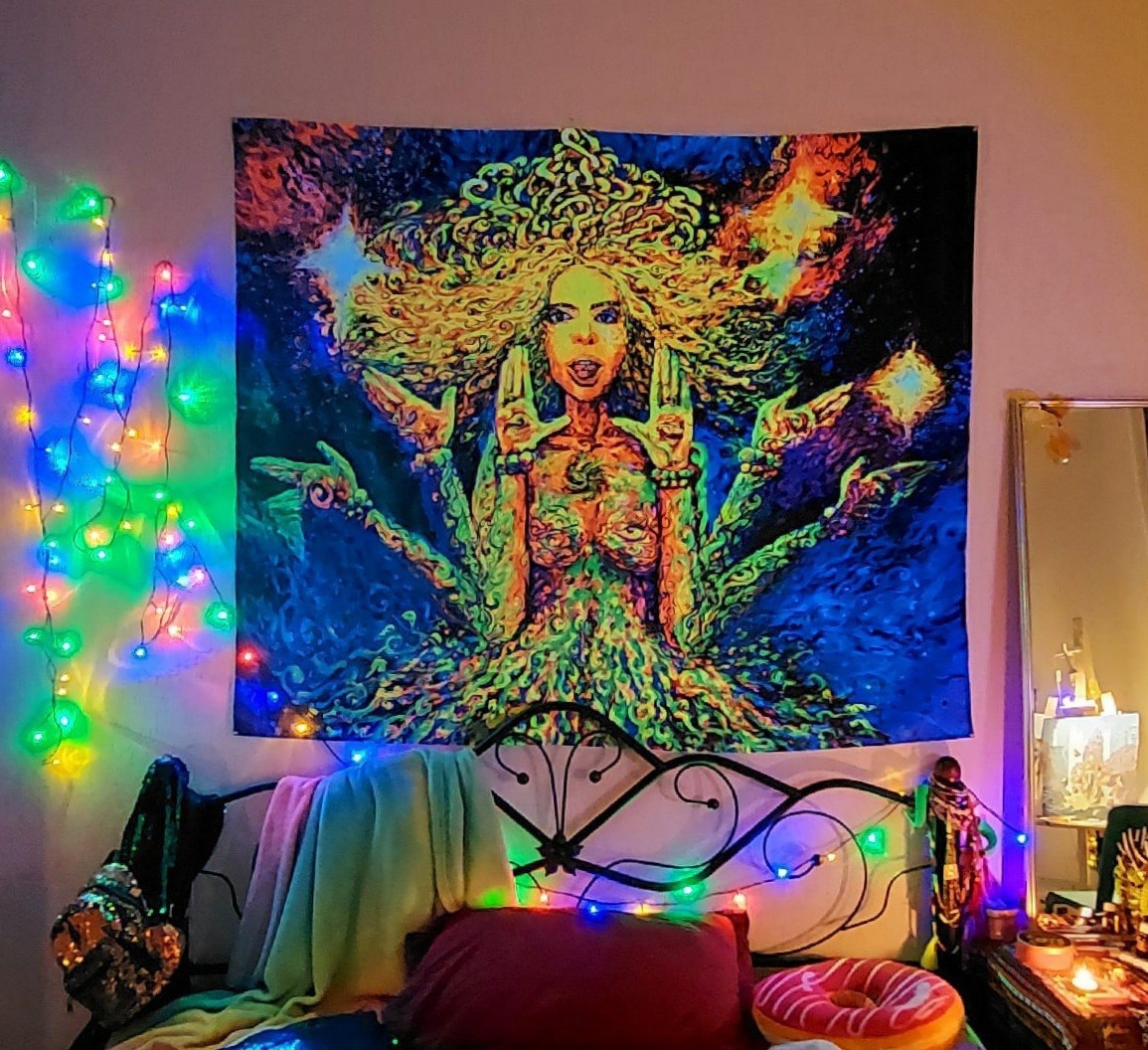 Tapisserie UV First Psychedelic Fluorescent Wall Art grand poster tissu fluo noir