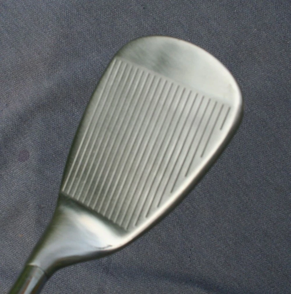 Spalding Executive Sand Wedge Flex with Steel Shaft - Image 2 of 4
