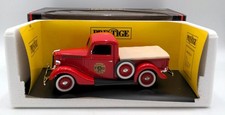 Solido Ford V8 Pick-up Beverly Hills Fire Engine 1936 1:18 8003