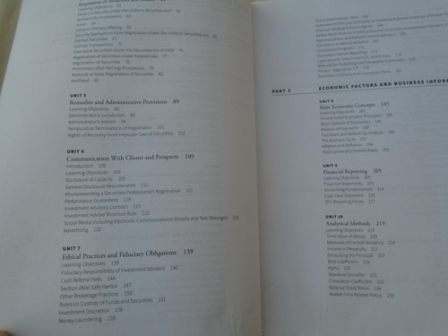 Uniform Investment Adviser Law Exam SERIES 65 11th Edition Kaplan PAPERBACK - Bild 8 von 13