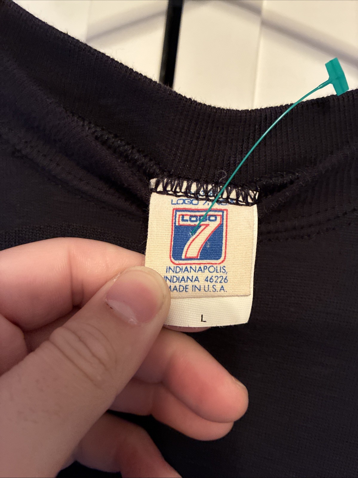 Vintage Embroidered Vanderbilt Logo7 Sweater Size… - image 6