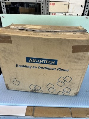 ADVANTECH IPPC-6172A-R1AE INDUSTRIAL COMPUTER HMI