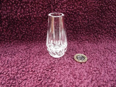 Vintage Royal Brierley Kristall / geschliffenes Glas Miniatur Vase, Top Zustand.