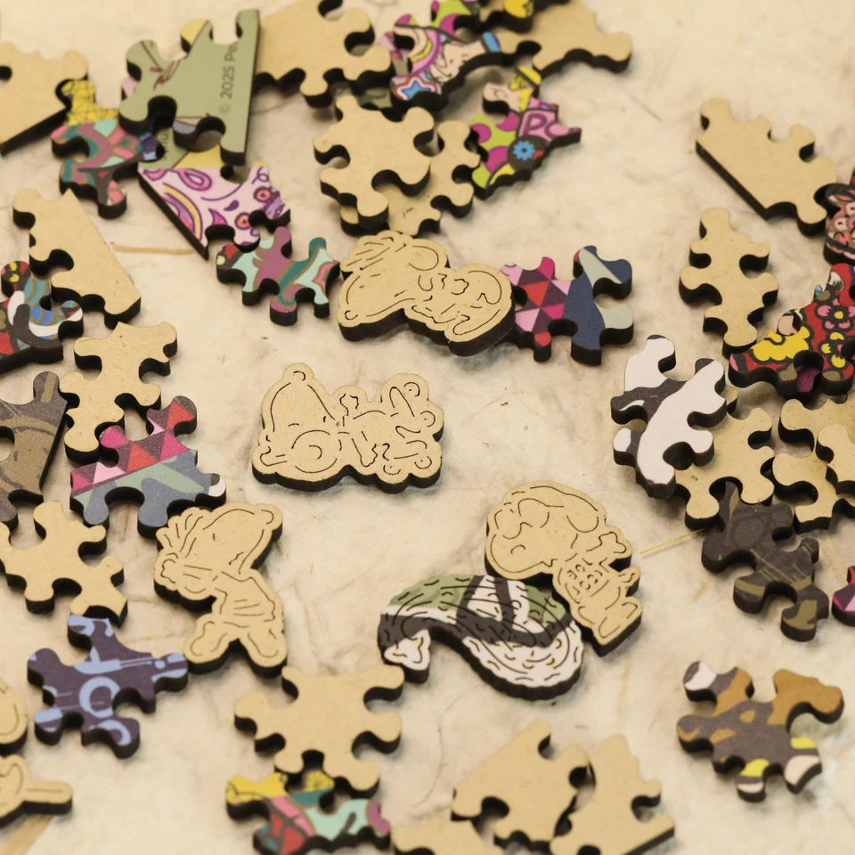 Quebra-cabeça oficial de madeira Snoopy Heart Pop Art 200 peças | Presente de amor - Imagem 3 de 4