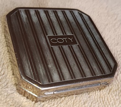 1940s Coty Silver Ladies Compact 2  X 2   Beige & Rouge Powder Mirrored Sides 