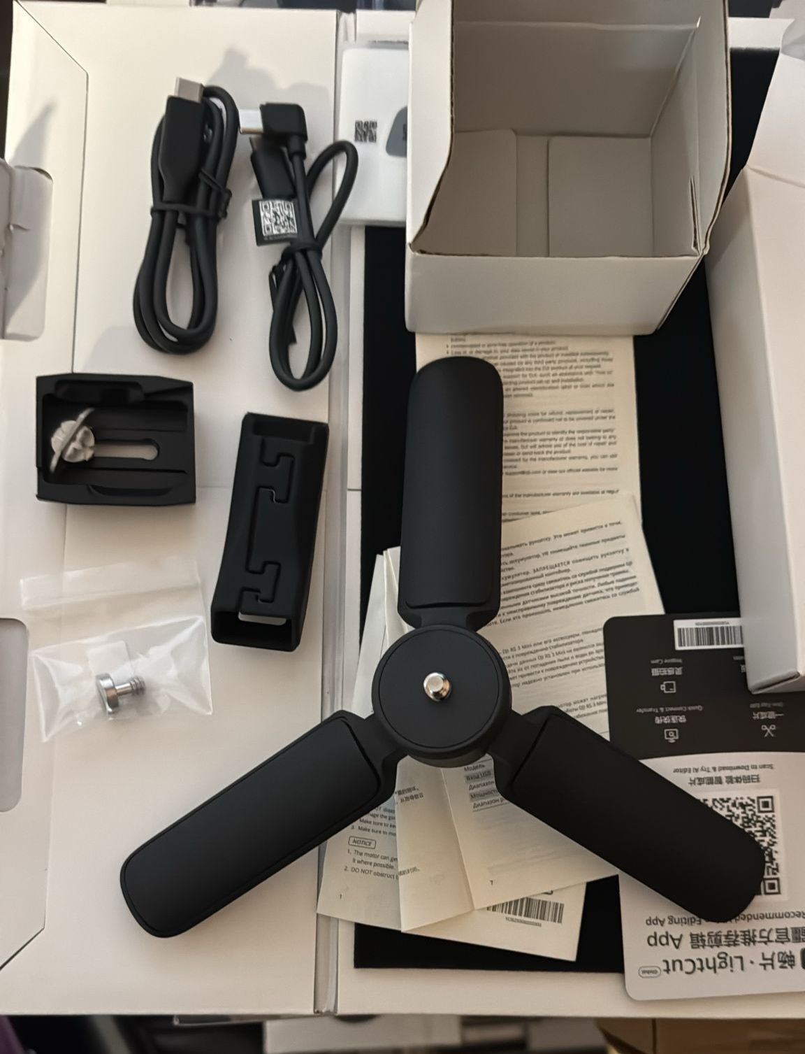 dji rs 3 mini gimbal stabilizer