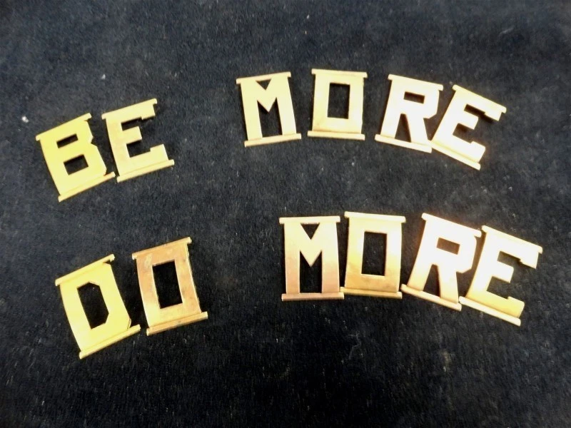 (100) Letrero antiguo estampado LATÓN cobre placa de nombre LETRAS RANURADAS NO PLANTILLA Foto 4 de 4