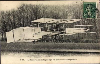 Ak Flugzeug, L'Aeroplane Delagrange en plein vol a Bagatelle - 3416814