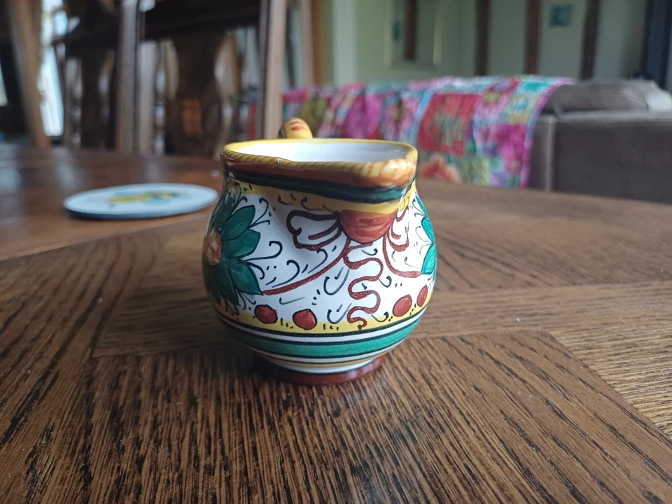 Spanish Pottery floral small  7cm tall - Image 2 of 4