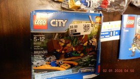 LEGO CITY Prisoner Transport 7286 NO BOX + 60157 Jungle Starter Set DAMAGED BOX
