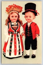 Doll~Color Photo Of Bridal Costumes From Hardanger~Printed In Norway~Vintage PC