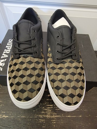 Zapatillas bajas con cubo isométrico 3D para hombre oliva monótono/negro/blanco talla 8,5 - Imagen 4 de 4