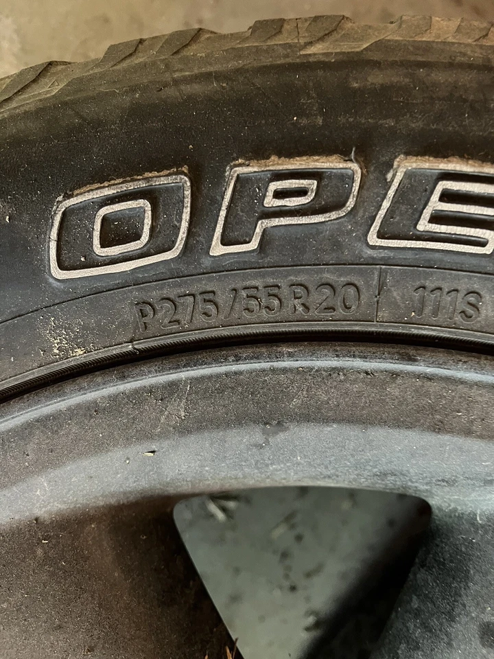 2005 ram 1500 Wheels And Tires - Image 4 of 4