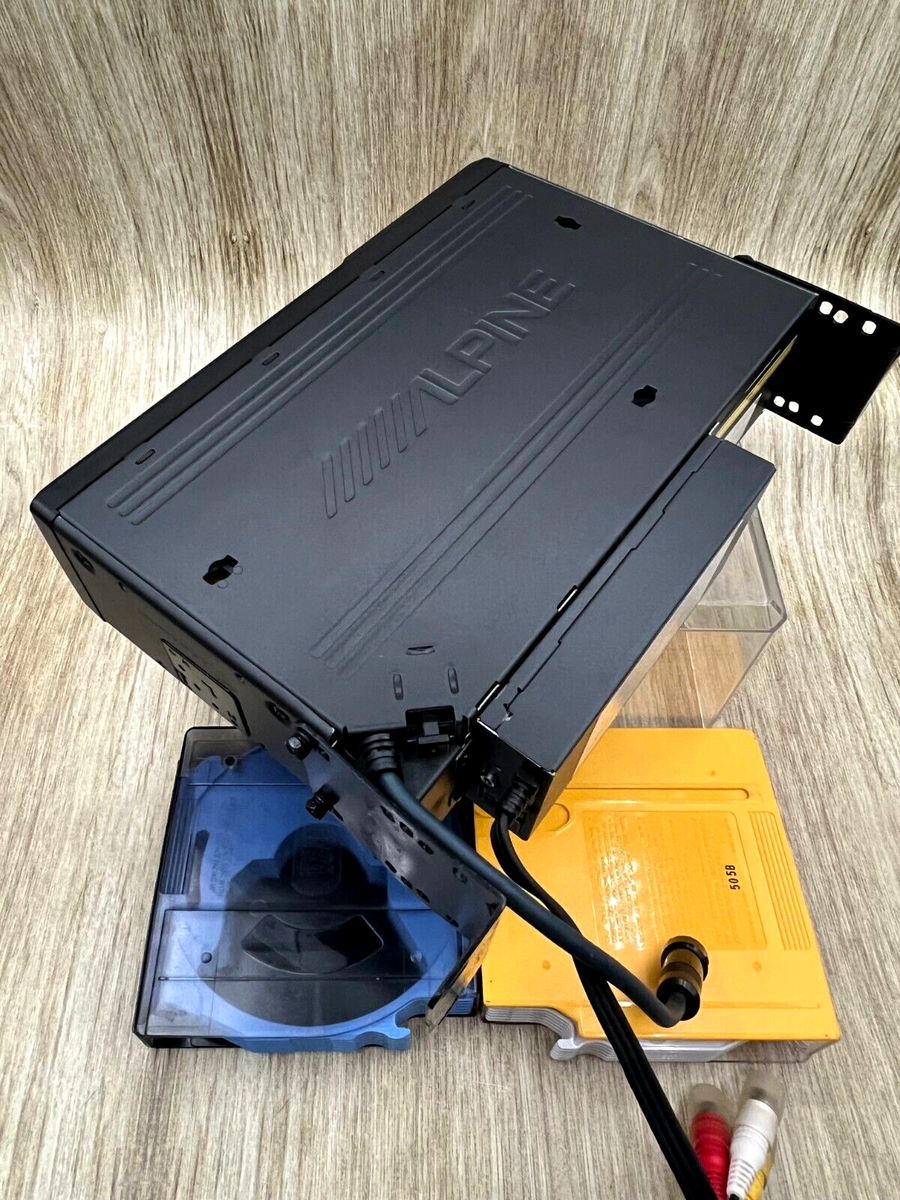 Alpine DHA-S690 6 Disc DVD CD Changer Media Player J195 with Alpine DHA-S690 6 Disc DVD CD Changer Media Player J195 with