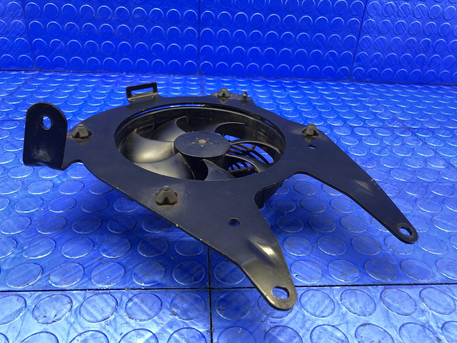 2014-2019 BMW I8 OEM REAR TRUNK MOUNTED ELECTRICAL FAN 17427639680