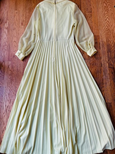 Yellow Pleated Chiffon Vintage Dress with Belt Size Med/Large - Picture 19 of 21