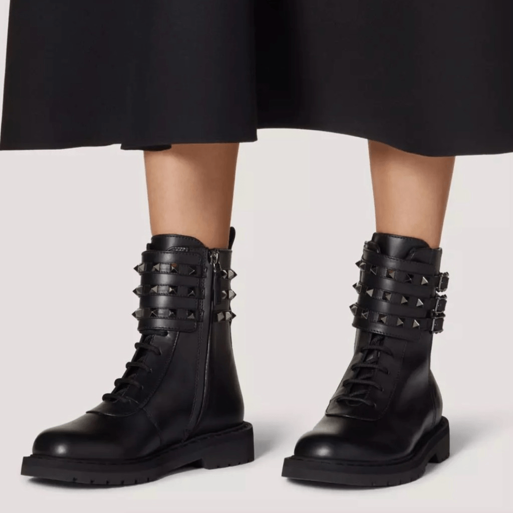 SAOLA Stivali da combattimento VALENTINO in pelle nera Rockstud 38 stringati biker moto suola a strappo 20 mm