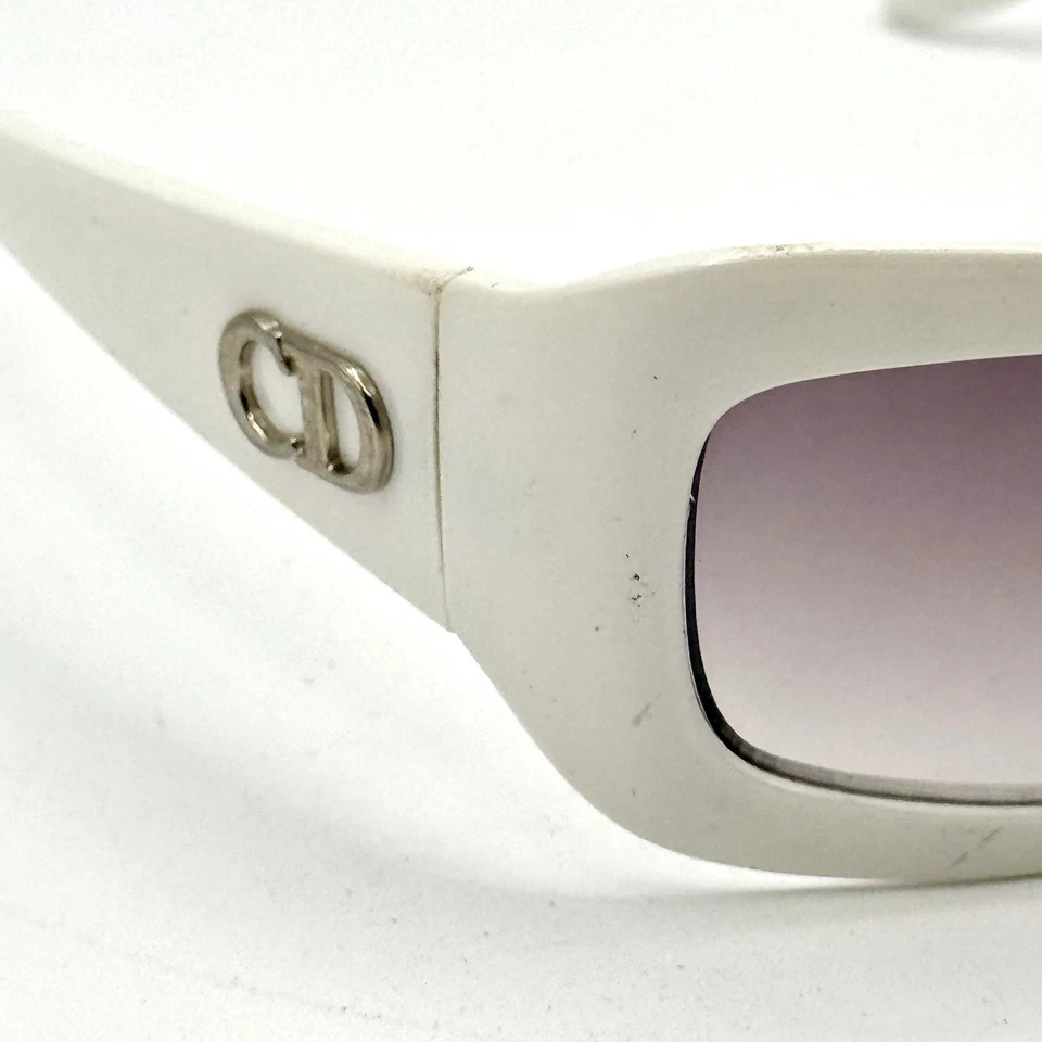 Christian Dior CD-3101 Wrap Sunglasses White Designer Frame Gradient Lens 62:20 - Image 3 of 4