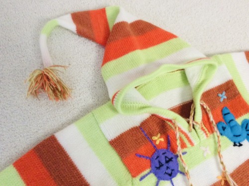 New hand made Peruvian child's sweater pullover with hood - Picture 3 of 8