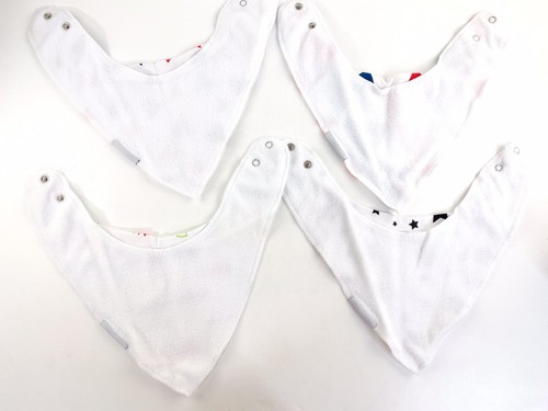 Dodo Babies Bandanna Drool Bib Set Pecheras Chupete Clips Chupete Estuche Bolso de Flores - Imagen 8 de 12