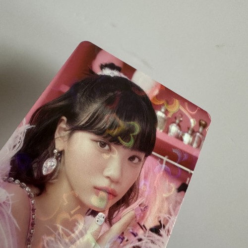 LE SSERAFIM PRIMERA TARJETA FOTOGRÁFICA JAPONESA ÚNICA ""FEARLESS"" EDICIÓN LIMITADA POB (HOLO) - Imagen 12 de 41