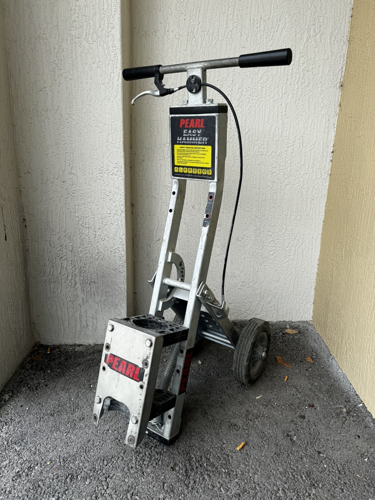 Tile and Asphalt / Floor Remover/Demolition Hammer/Easy Hammer Cart