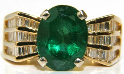 Bagues avec pierre précieuse solitaire en or jaune