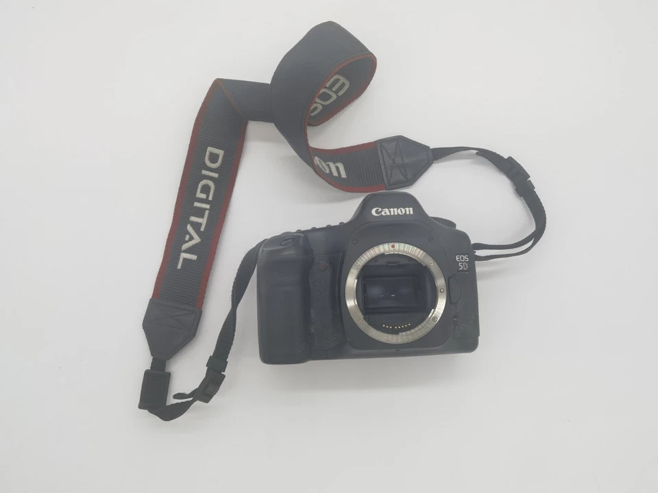 Canon EOS 5D, photo 1 sur 5