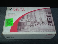 Delta 4530-LHP-NN Dwa uchwyty Mini-Szeroki zestaw kranu łazienkowego-Otwarte pudełko
